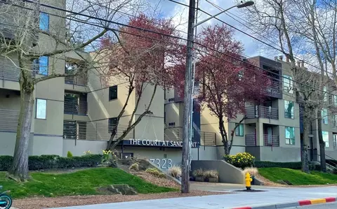 7323 Sand Point Way NE #205, Seattle, WA 98115