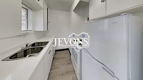 807 N 1st St, Yakima, WA 98901