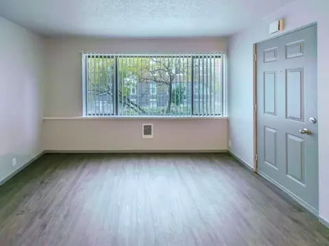 415 Boren Ave, Seattle, WA 98104