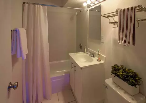 415 Boren Ave, Seattle, WA 98104