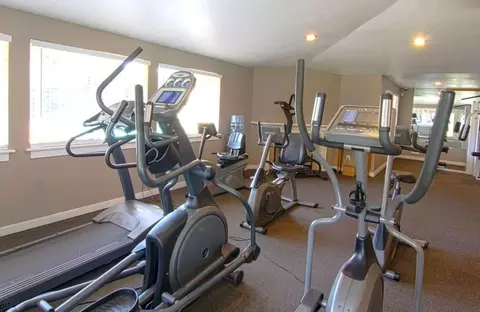 3107 E Main, Puyallup, WA 98372
