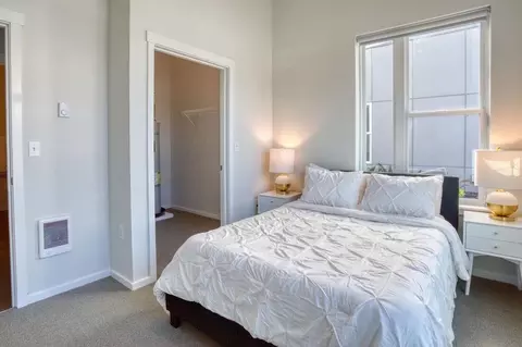15367 Main St E, Sumner, WA 98390