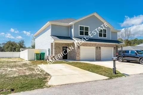 309 Tarpon Rd #B, Mary Esther, FL 32569