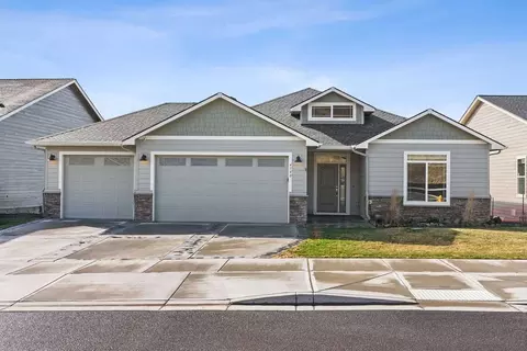 4740 W Derek Ave, Spokane, WA 99208