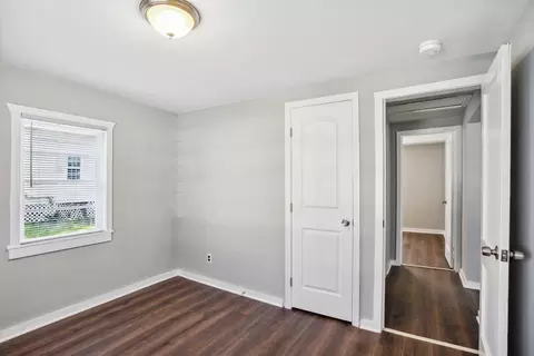 817 W 44th St, Savannah, GA 31405