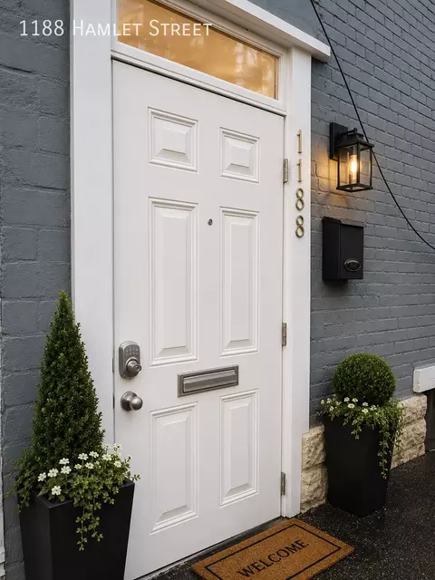1188 Hamlet St, Columbus, OH 43201