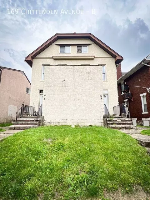 169 Chittenden Ave #B, Columbus, OH 43201