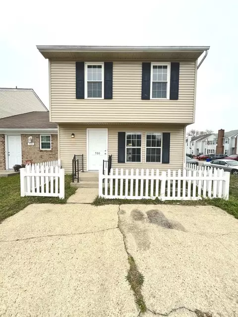 700 Wolftrap Ln, Virginia Beach, VA 23462