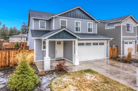 61577 Alstrup Rd, Bend, OR 97702
