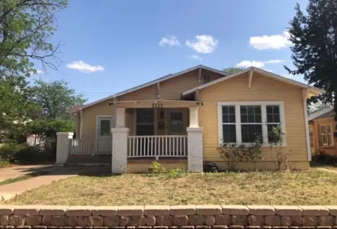 2113 16th St, Lubbock, TX 79401