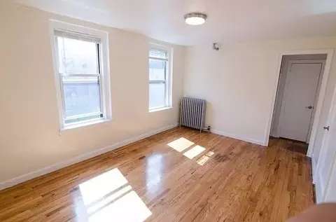 34-32 91st St #F53, New York, NY 11372
