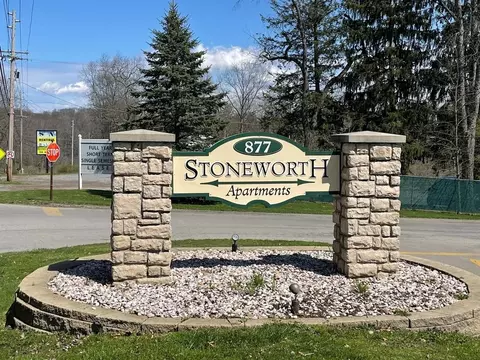 877 New Castle Rd, Slippery Rock, PA 16057