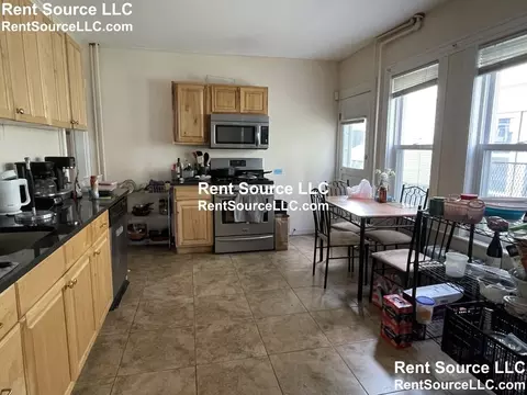 3 Princeton St, Medford, MA 02155