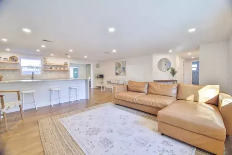 2249 Grove St #NA, Sarasota, FL 34239