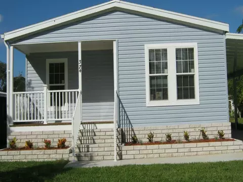 374 Windsor Dr, Port Orange, FL 32129