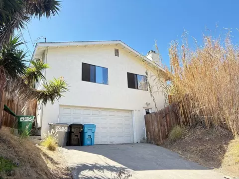 5126 70th St, San Diego, CA 92115