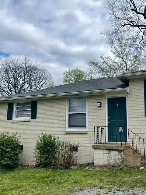 138 37th Ave N #A1, Nashville, TN 37209