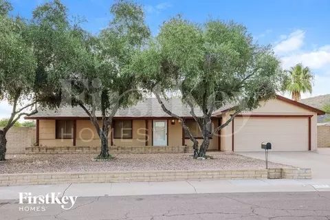 1401 W Surrey Ave, Phoenix, AZ 85029