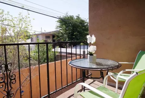 422 Texas St NE, Albuquerque, NM 87108