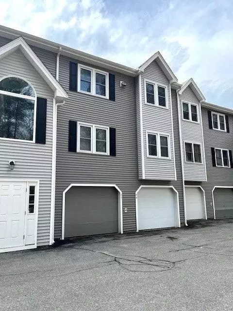 74 Tennis Plaza Rd, Dracut, MA 01826