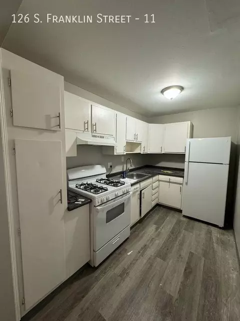 126 S Franklin St #11, Delaware, OH 43015
