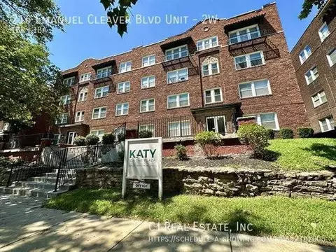 216 Emanuel Cleaver Ii Blvd #2W, Kansas City, MO 64112