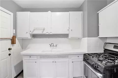 2103 E Victory Dr, Mobile, AL 36606 photo 11