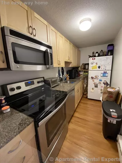 94 Beacon St #66, Somerville, MA 02143