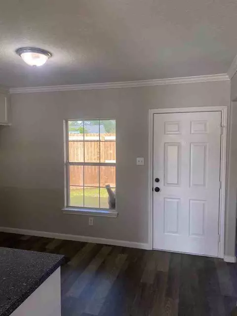 2105 Tidwell Rd, Houston, TX 77093