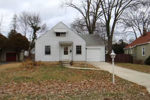 972 Chambers Cir, Columbus, OH 43212