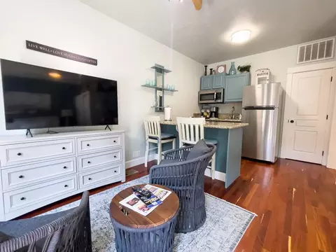 175 E St, Jacksonville, OR 97530 photo 22