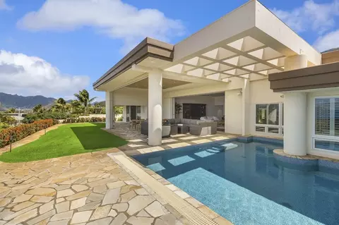 139 Hanapepe Loop, East Honolulu, HI 96825