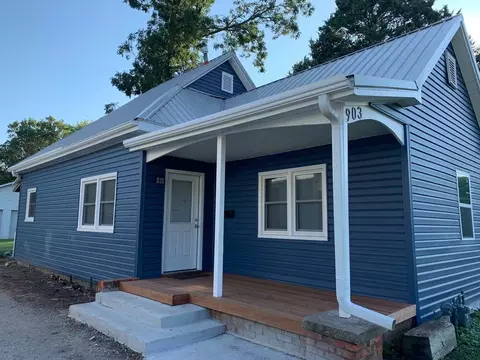 903 W 3rd St, Pittsburg, KS 66762