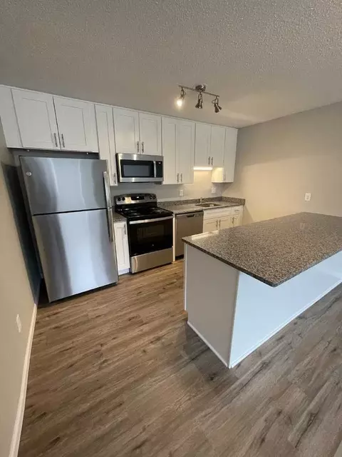 340 15th Ave W #222, Eveleth, MN 55734
