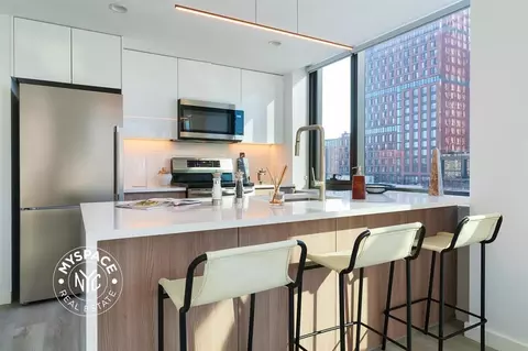 77 Commercial St #202, Brooklyn, NY 11222