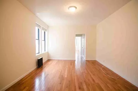 41-46 50th St #6B, Woodside, NY 11377