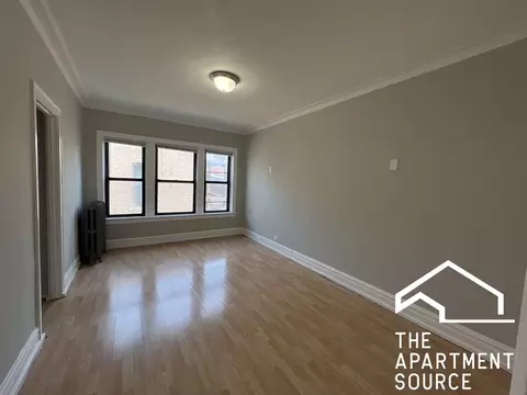 5451 S Cornell Ave #409, Chicago, IL 60615