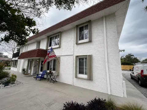 402 Lower 8th Ave S #5, Jacksonville Beach, FL 32250