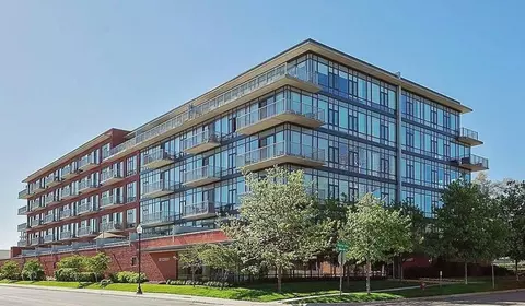 101 Curry Ave #330, Royal Oak, MI 48067