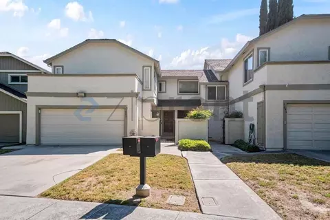 1089 Longshore Dr, Fruitdale, CA 95128