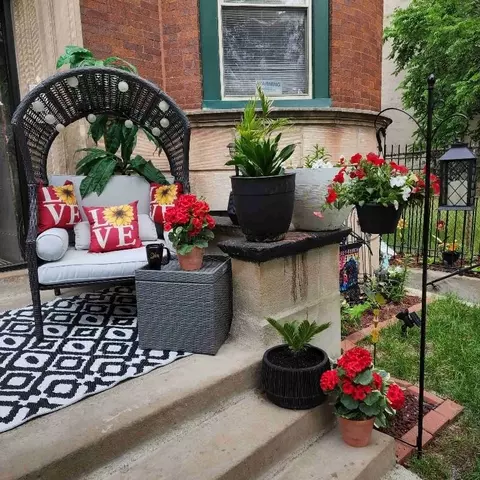 5822 S Indiana Ave #2, Chicago, IL 60637