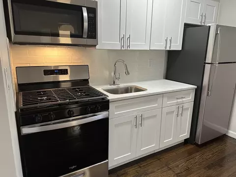 184 Fairview Ave #4, Jersey City, NJ 07304