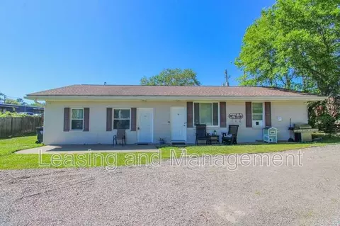 108 E 6th North St #A, Summerville, SC 29483