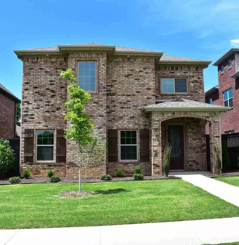 543 N Salem Rd, Fayetteville, AR 72704