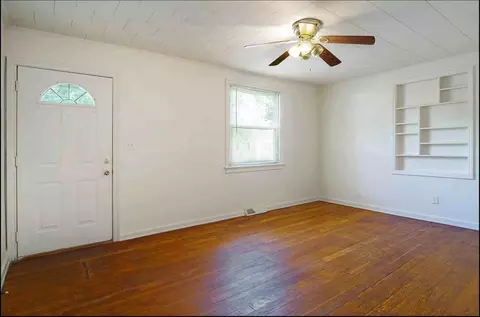 69 Cavalier Rd, Hampton, VA 23669 photo 3