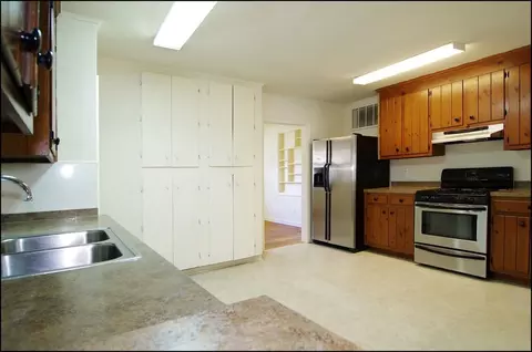 69 Cavalier Rd, Hampton, VA 23669 photo 6