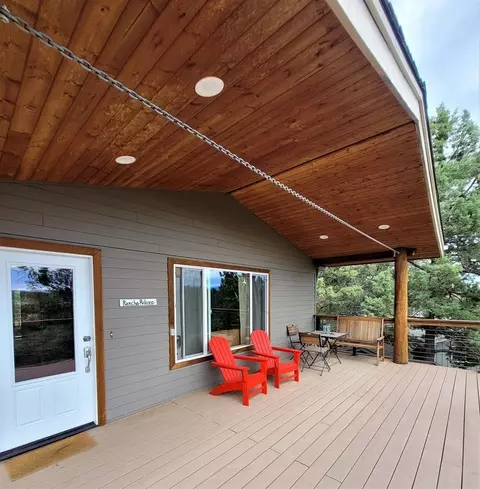 2030 NW Cascade View Dr, Bend, OR 97703