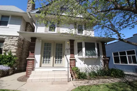 1312 W 39th St #1, Kansas City, MO 64111