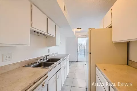 904 Excalibur St #C, Lafayette, CO 80026