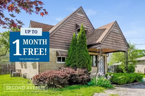 2208 Plantation Dr, Louisville, KY 40216